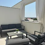 Apartman Povljana Апартаменты